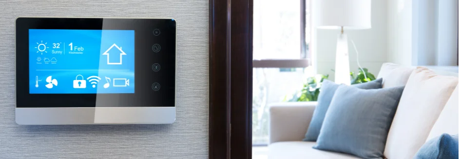 Smart Home System an der Wand